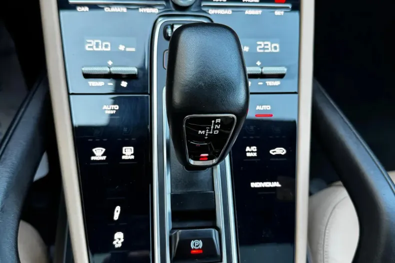 Porsche Cayenne din 2019 cu 114.009 km - oferta POR157926 - foto 19