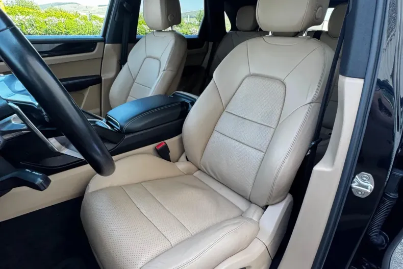 Porsche Cayenne din 2019 cu 114.009 km - oferta POR157926 - foto 24