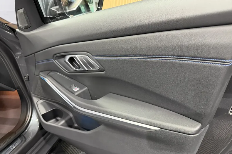 BMW Seria 3 din 2021 cu 102.577 km - oferta BMW157927 - foto 22