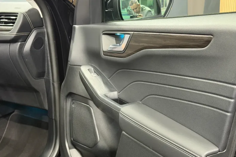 Ford Kuga din 2022 cu 146.555 km - oferta FOR157928 - foto 24