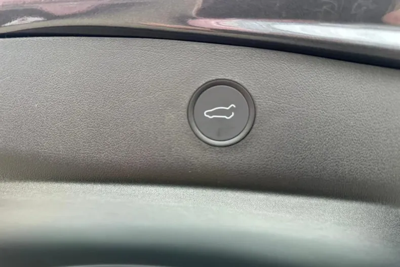 Tesla Model 3 din 2021 cu 69.014 km - oferta TES157929 - foto 29