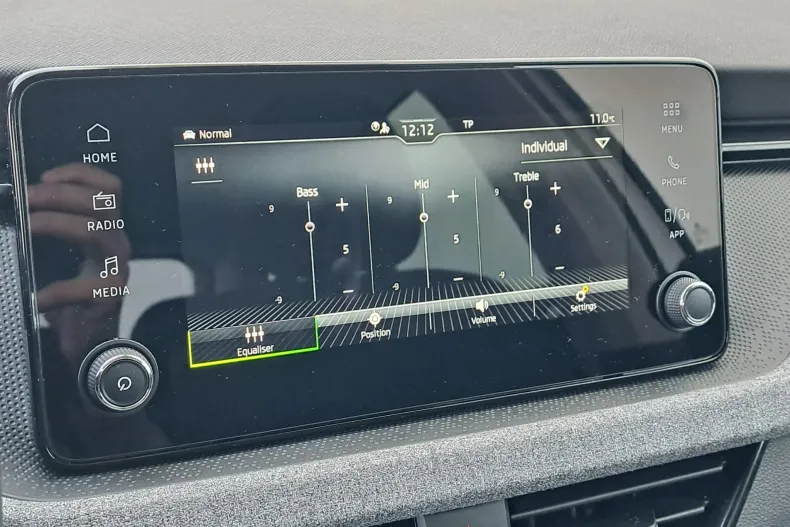 Skoda Kamiq din 2025 cu 17.875 km - oferta SKO157930 - foto 17