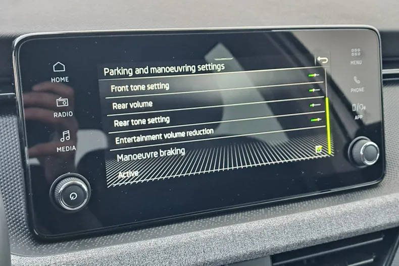 Skoda Kamiq din 2025 cu 17.875 km - oferta SKO157930 - foto 23