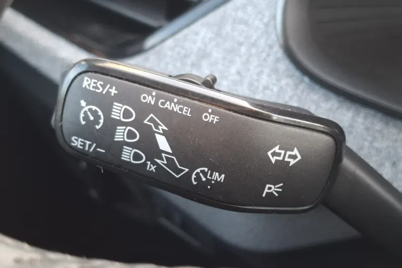 Skoda Kamiq din 2025 cu 18.457 km - oferta SKO157931 - foto 11