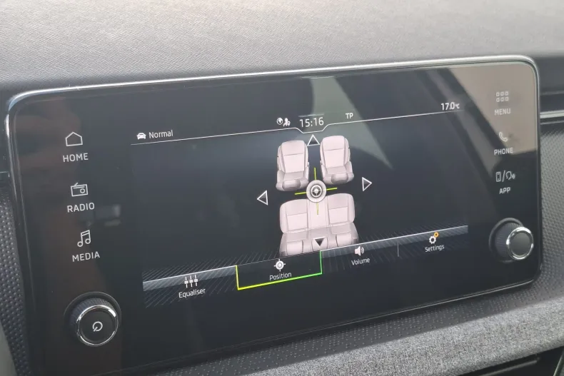 Skoda Kamiq din 2025 cu 18.457 km - oferta SKO157931 - foto 19