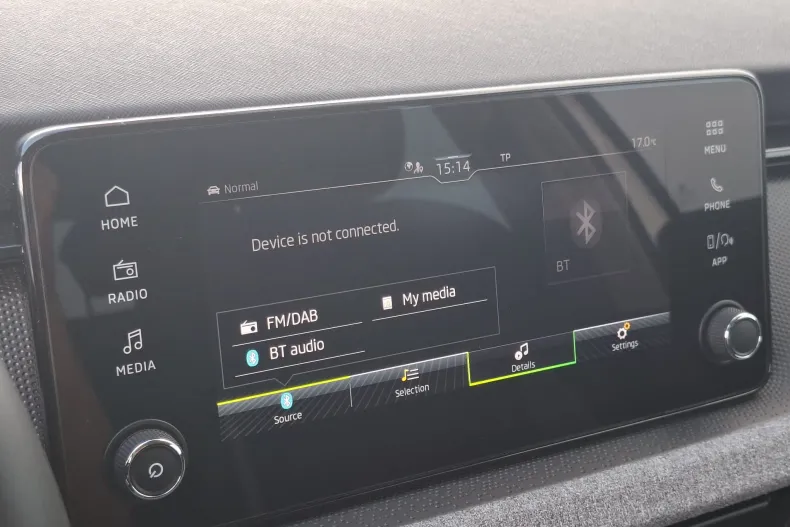 Skoda Kamiq din 2025 cu 18.457 km - oferta SKO157931 - foto 32