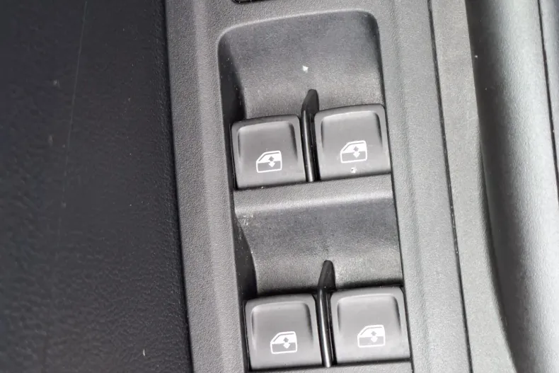 Skoda Fabia din 2025 cu 10.709 km - oferta SKO157932 - foto 31