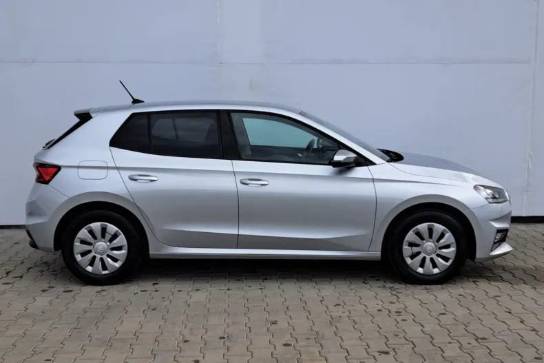 Skoda Fabia din 2025 cu 19.145 km - oferta SKO157933 - foto 4