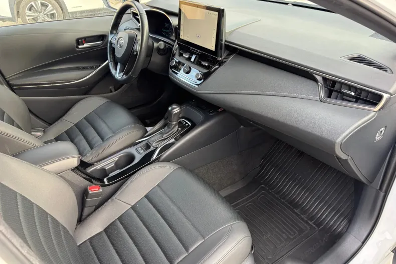 Toyota Corolla din 2023 cu 122.900 km - oferta TOY157934 - foto 7