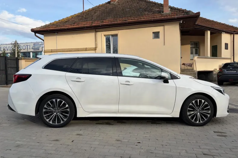 Toyota Corolla din 2023 cu 122.900 km - oferta TOY157934 - foto 17