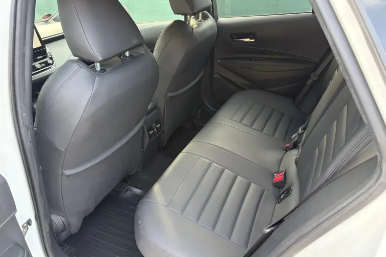 Toyota Corolla din 2023 cu 122.900 km - oferta TOY157934 - foto 24