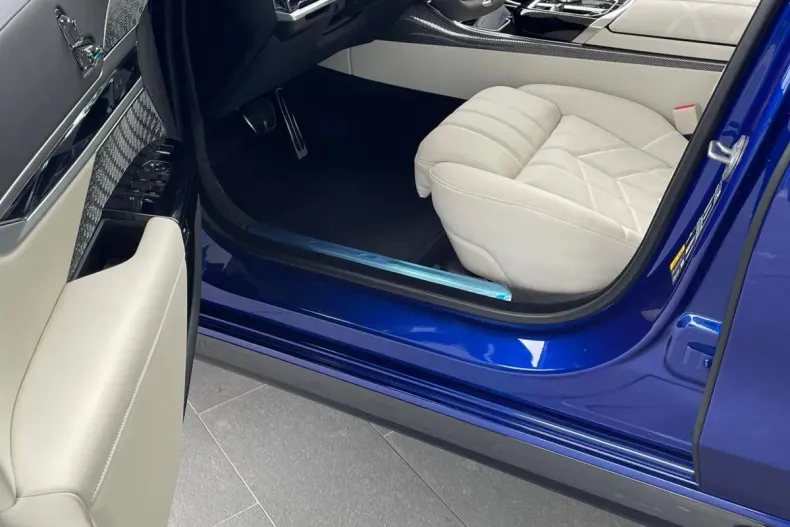 BMW M7 din 2025 cu 7 km - oferta BMW157937 - foto 7