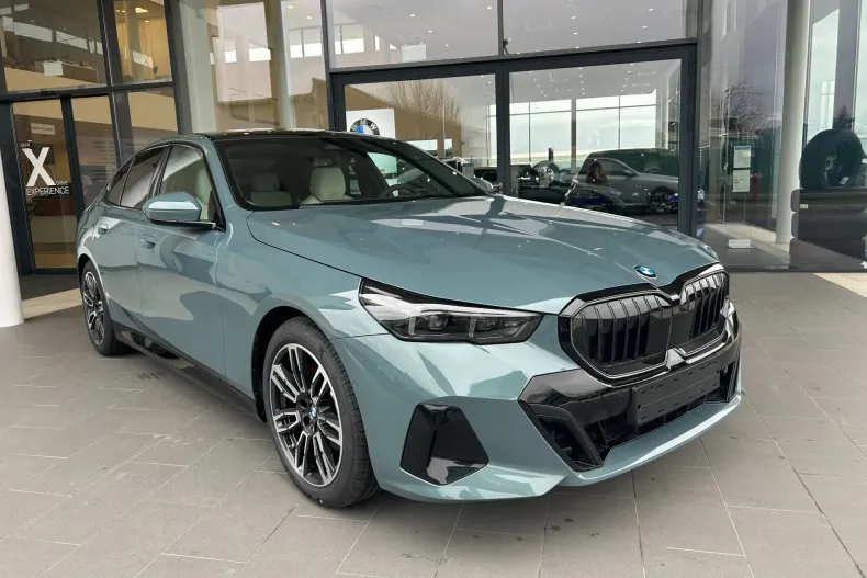 BMW Seria 5 din 2025 cu 7 km - oferta BMW157938 - foto 1