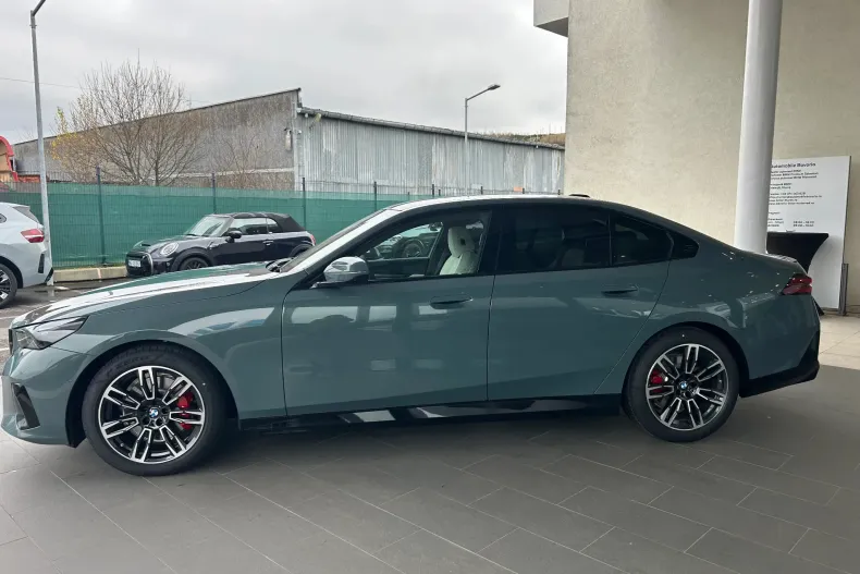 BMW Seria 5 din 2025 cu 7 km - oferta BMW157938 - foto 4