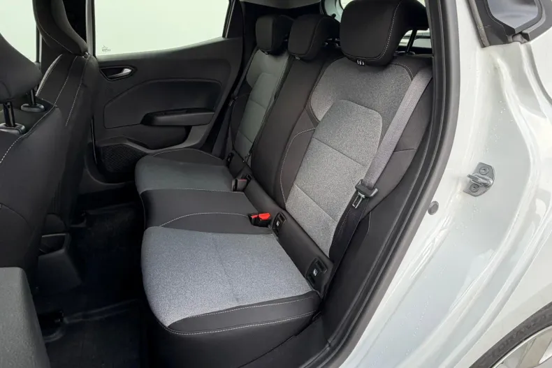 Renault Clio din 2024 cu 10 km - oferta REN157941 - foto 9