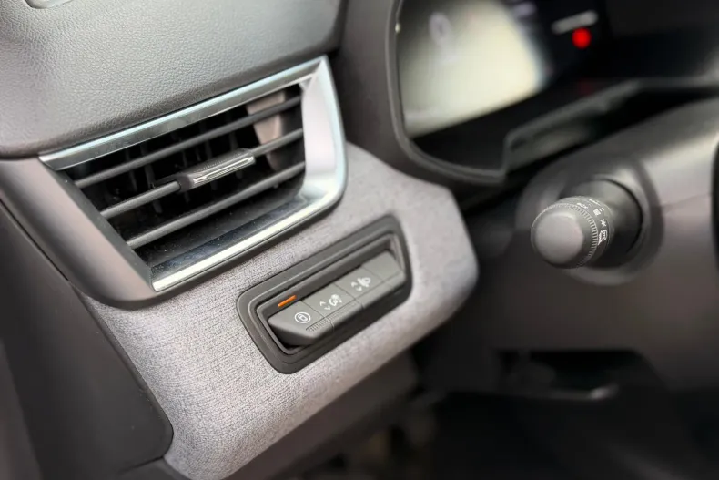 Renault Clio din 2024 cu 10 km - oferta REN157941 - foto 10