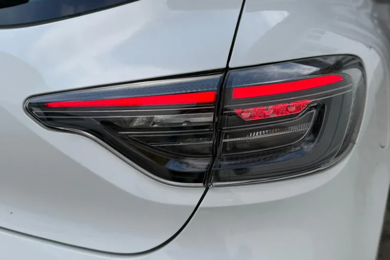 Renault Clio din 2024 cu 10 km - oferta REN157941 - foto 12