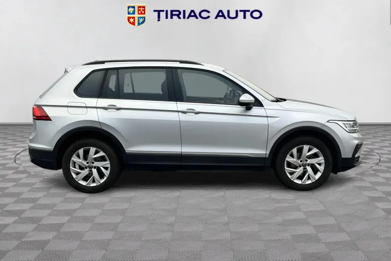 Volkswagen Tiguan din 2023 cu 43.556 km - oferta VOL157944 - foto 6