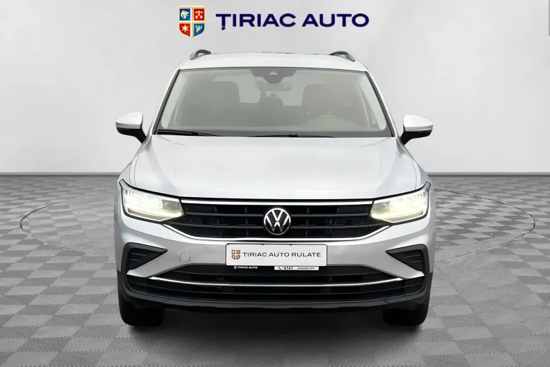 Volkswagen Tiguan din 2023 cu 43.556 km - oferta VOL157944 - foto 8