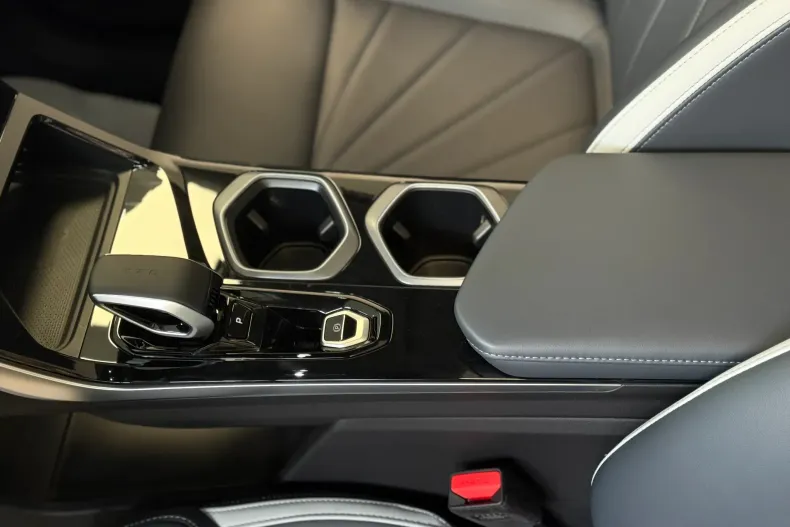 Geely Starray din 2025 cu 0 km - oferta GEE157946 - foto 13