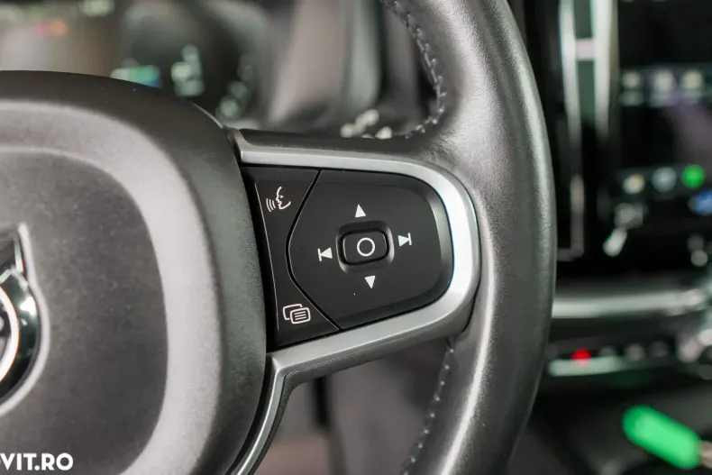 Volvo XC60 din 2021 cu 48.000 km - oferta VOL157948 - foto 19