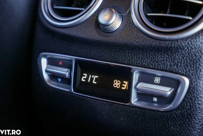 Mercedes-Benz GLC din 2021 cu 158.000 km - oferta MER157951 - foto 33