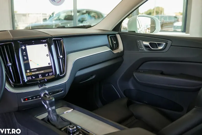 Volvo XC60 din 2019 cu 169.000 km - oferta VOL157952 - foto 9