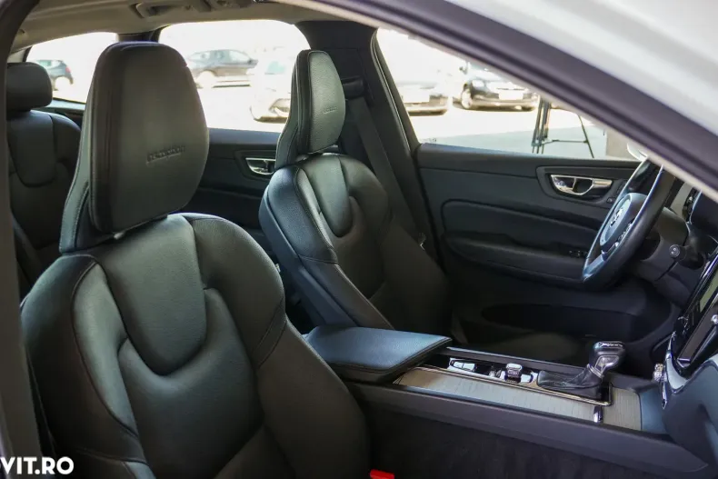 Volvo XC60 din 2019 cu 169.000 km - oferta VOL157952 - foto 29