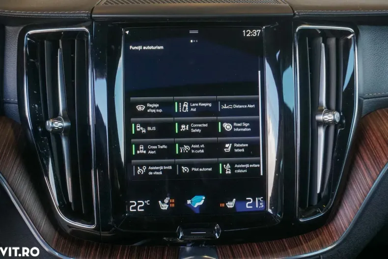 Volvo XC60 din 2021 cu 168.000 km - oferta VOL157954 - foto 12