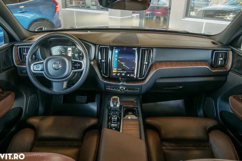 Volvo XC60 din 2021 cu 168.000 km - oferta VOL157954 - foto 36