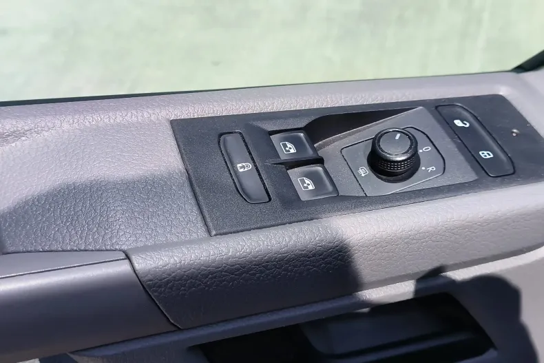 Volkswagen Caravelle din 2020 cu 135.000 km - oferta VOL157964 - foto 6