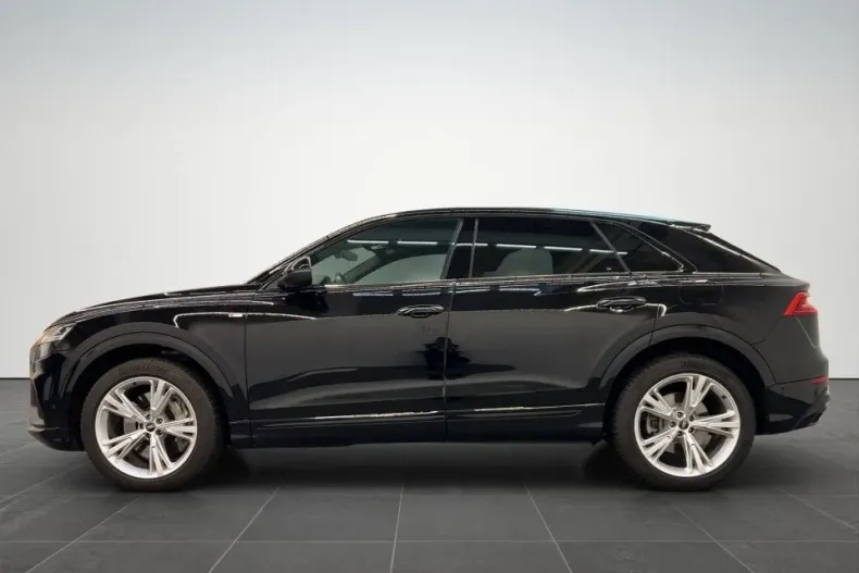 Audi Q8 din 2021 cu 77.912 km - oferta AUD157969 - foto 3