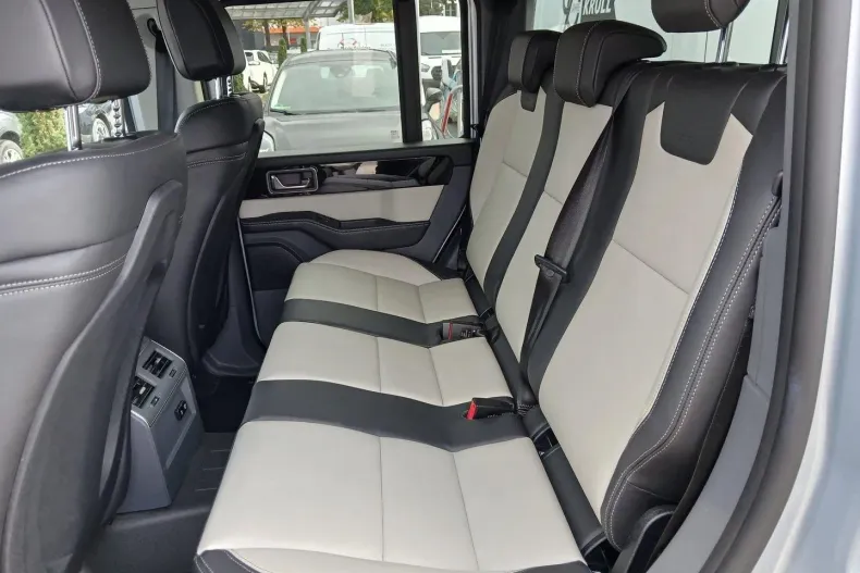 INEOS Grenadier din 2023 cu 33.000 km - oferta INE157970 - foto 10