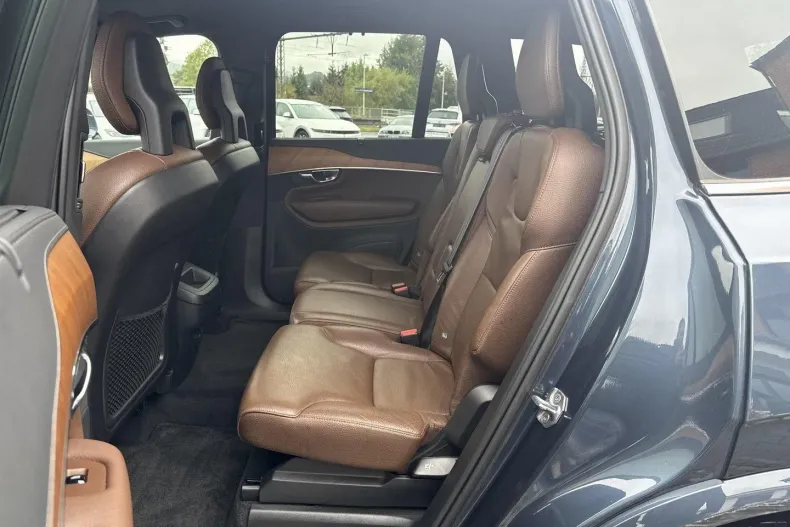 Volvo XC90 din 2021 cu 137.100 km - oferta VOL157972 - foto 11