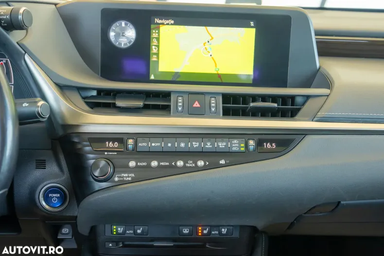 Lexus Seria ES din 2019 cu 161.237 km - oferta LEX157976 - foto 17