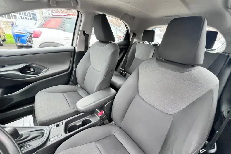 Toyota Yaris din 2022 cu 123.000 km - oferta TOY157977 - foto 8