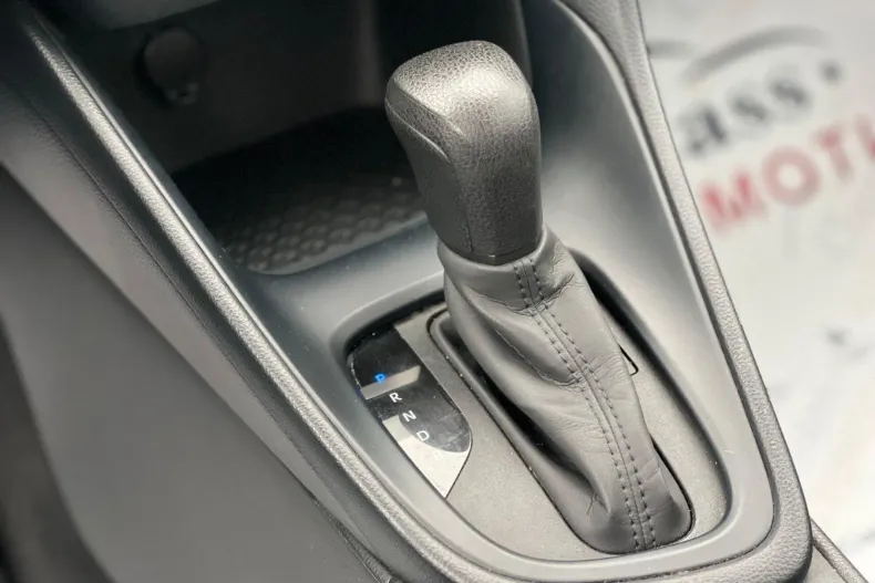 Toyota Yaris din 2022 cu 123.000 km - oferta TOY157977 - foto 11