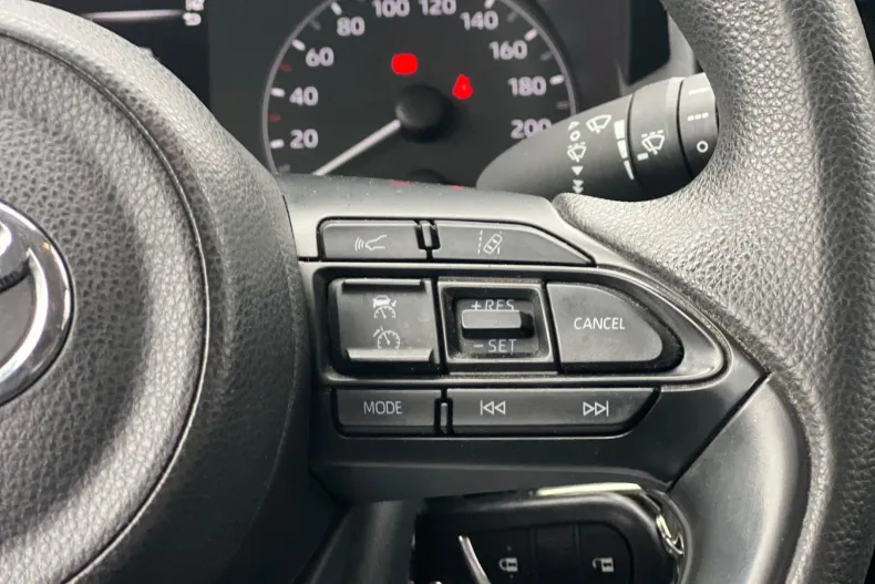 Toyota Yaris din 2022 cu 123.000 km - oferta TOY157977 - foto 12