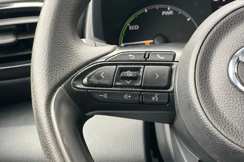 Toyota Yaris din 2022 cu 123.000 km - oferta TOY157977 - foto 13