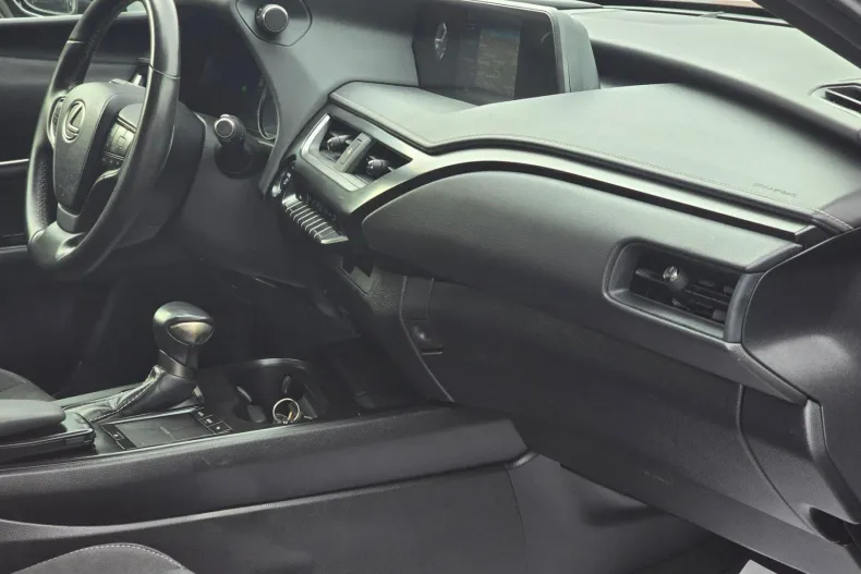 Lexus UX din 2020 cu 71.576 km - oferta LEX157978 - foto 12