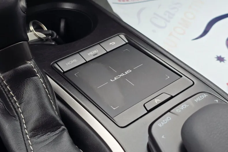 Lexus UX din 2020 cu 71.576 km - oferta LEX157978 - foto 20