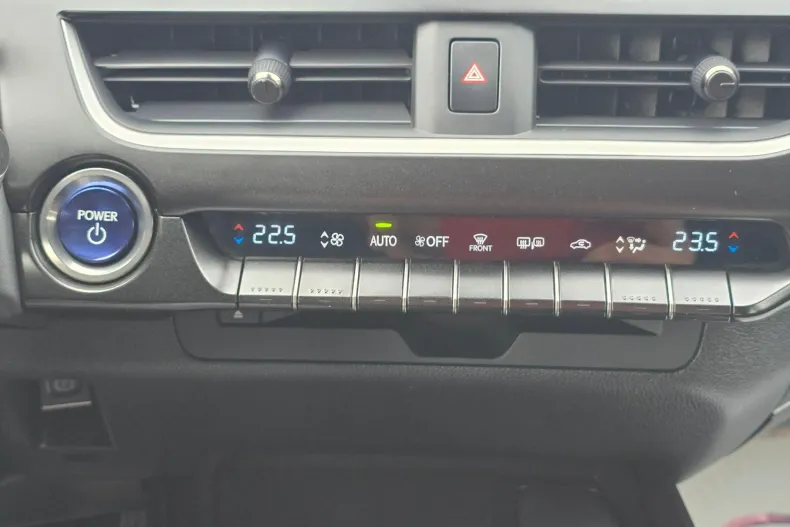 Lexus UX din 2020 cu 71.576 km - oferta LEX157978 - foto 28