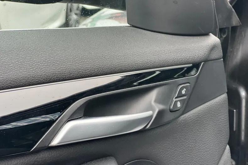 BMW X1 din 2022 cu 155.000 km - oferta BMW157981 - foto 8