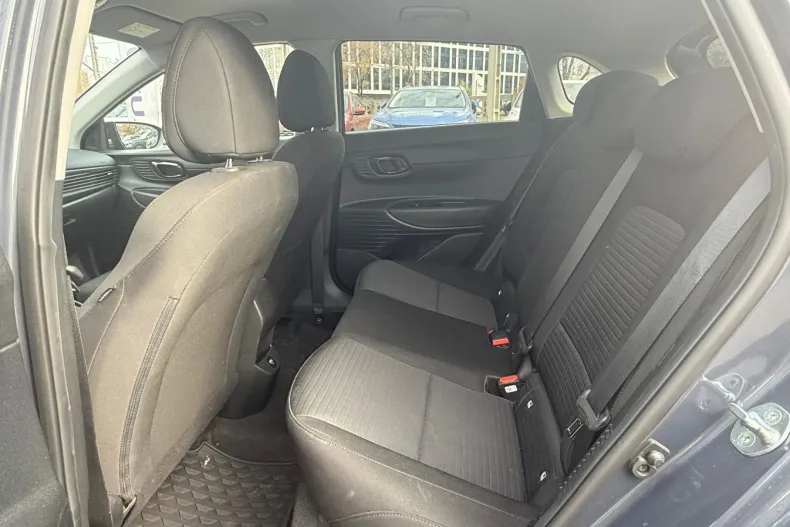 Hyundai i20 din 2022 cu 48.596 km - oferta HYU157986 - foto 9