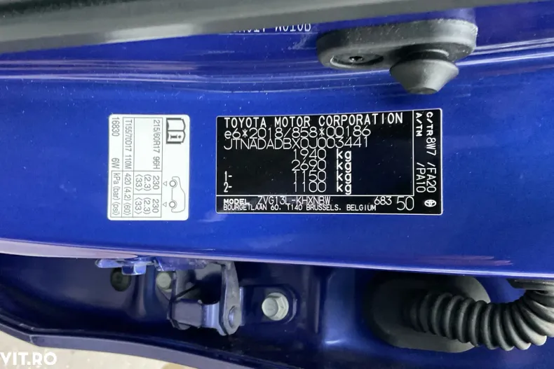 Toyota Corolla Cross din 2024 cu 7.830 km - oferta TOY157992 - foto 31
