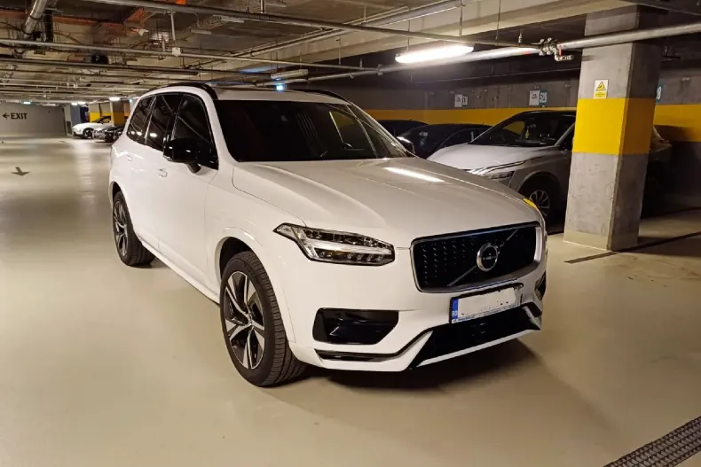 Volvo XC90 din 2020 cu 121.575 km - oferta VOL157993 - foto 1
