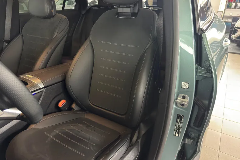 Mercedes-Benz GLC din 2025 cu 14.400 km - oferta MER158014 - foto 13