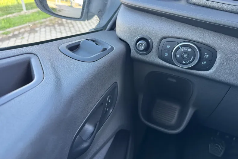 Ford Transit din 2021 cu 156.000 km - oferta FOR158015 - foto 23