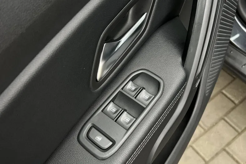 Dacia Duster din 2019 cu 114.664 km - oferta DAC158018 - foto 20