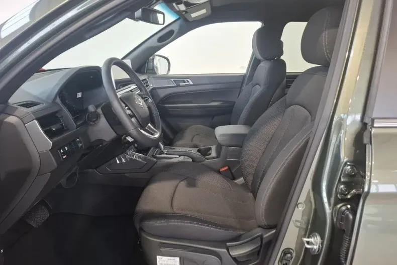 KG Mobility Musso din 2025 cu 14 km - oferta KGM158019 - foto 9